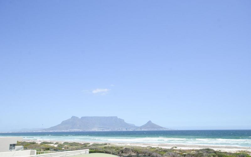 To Let 2 Bedroom Property for Rent in Dolphin Beach Western Cape
